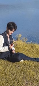 ​壁纸分享：王俊凯阳光帅气写真集